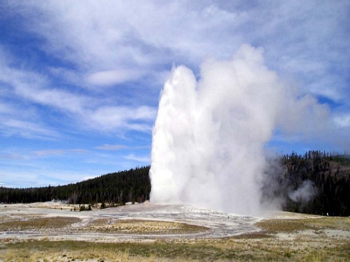old faithful geyser